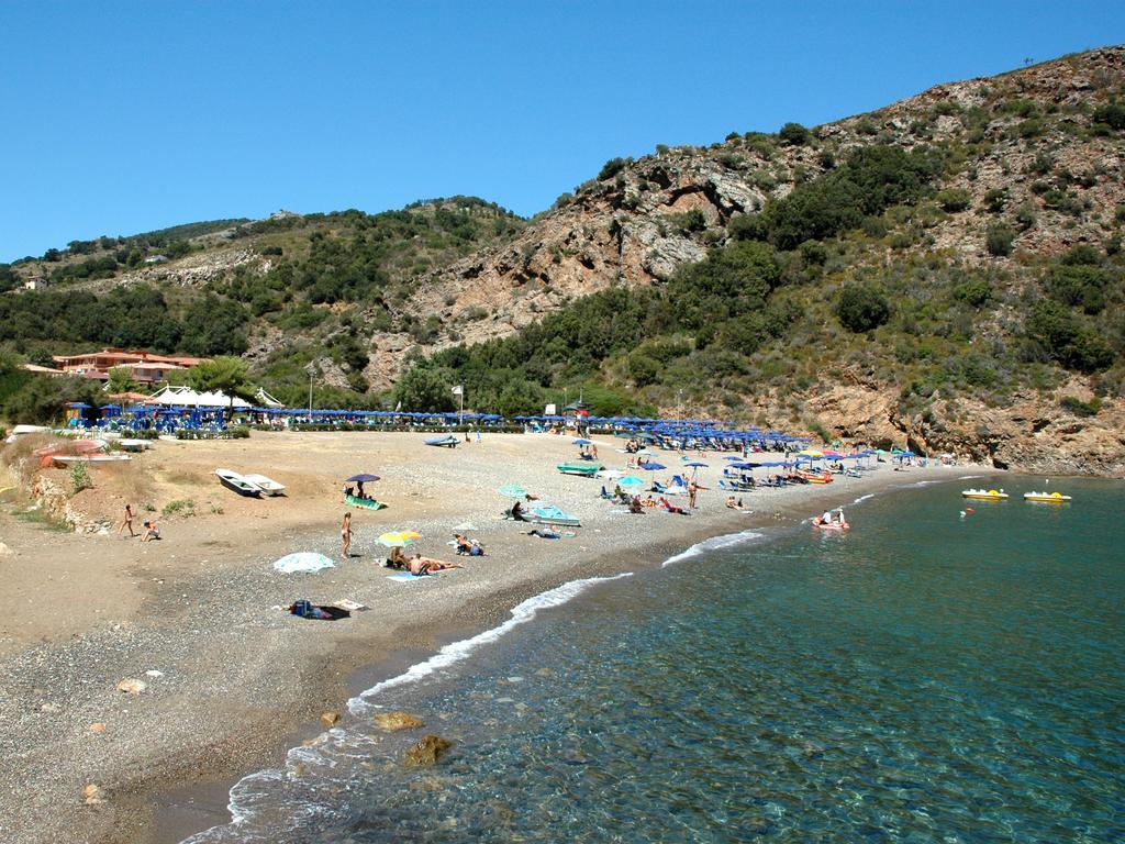 Villaggio Di Mezzo Ortano 리오마리나 객실 사진
